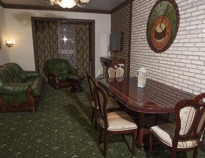 Номер люкс президентский (с завтраком) - Мини-отель John Gold / Джон Голд Анна