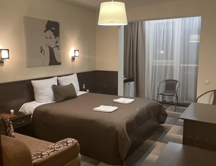 Номер стандарт с 1 двуспальной кроватью (с завтраком) - Мини-отель John Gold / Джон Голд Анна