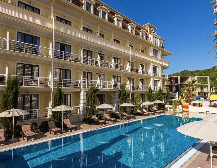 Отель Grand-Shato Hotel / Гранд-Шато Ольгинка