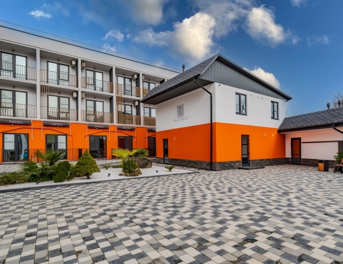 Отель Cosmos Smart Sochi Tivoli Hotel