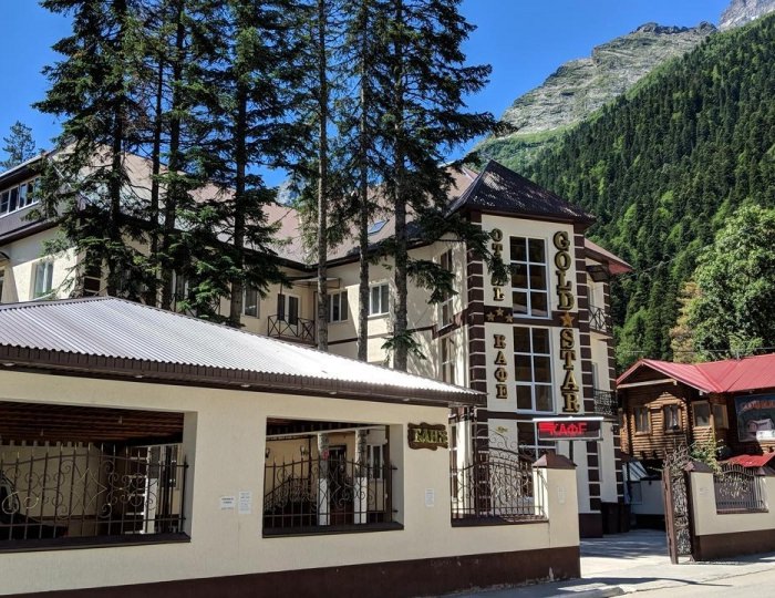 Гостиница Gold Star / Голд Стар Домбай