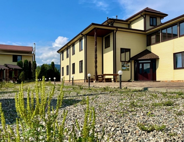 Загородный отель «Горное Озеро от Травел Хотелс Антураж» Даховская