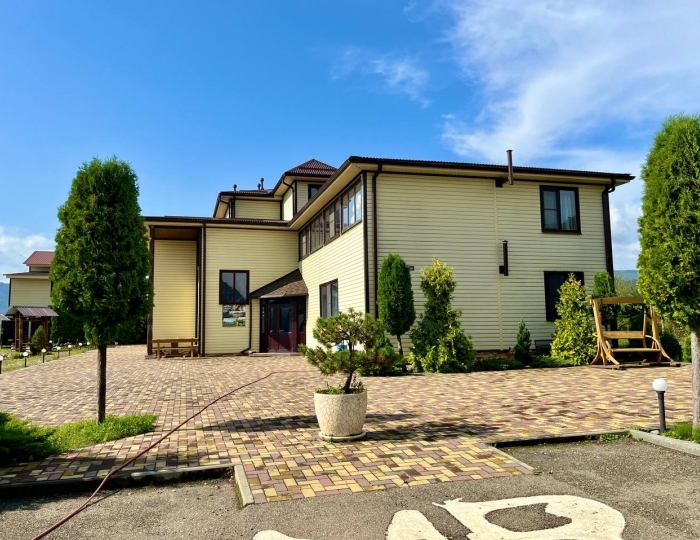 Загородный отель «Горное Озеро от Травел Хотелс Антураж» Даховская