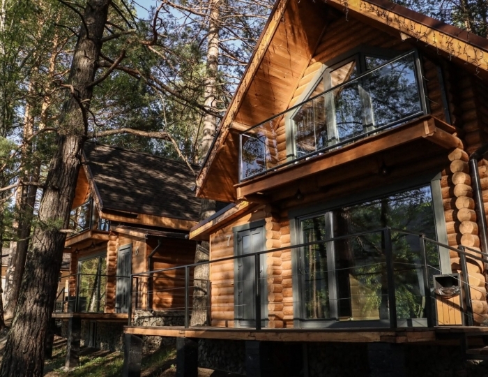 Загородный отель AYAT river / АЯТ ривер Манжерок