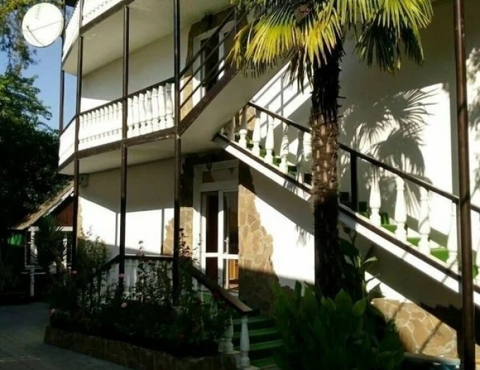 Отель «Максим Парк-Лоо» Лоо