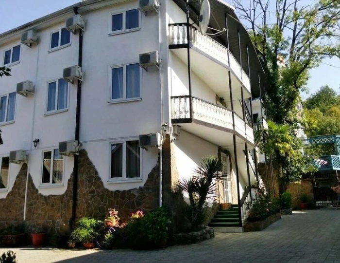 Отель «Максим Парк-Лоо» Лоо