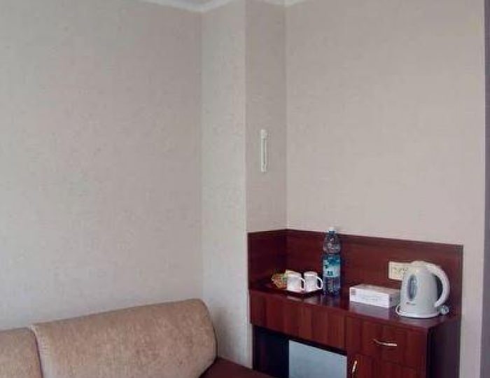 Номер люкс с 1 двуспальной кроватью (нечетные номера) - Гостиница «Таежная» Арсеньев