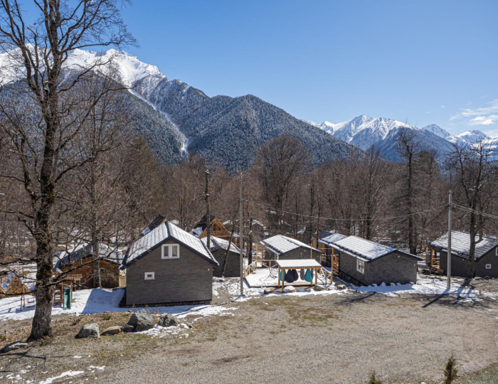 База отдыха Base Camp / Бэйс Кэмп Архыз