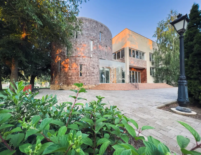 Отель «Рассветы Закаты» (ex. санаторий «Черноморец»)