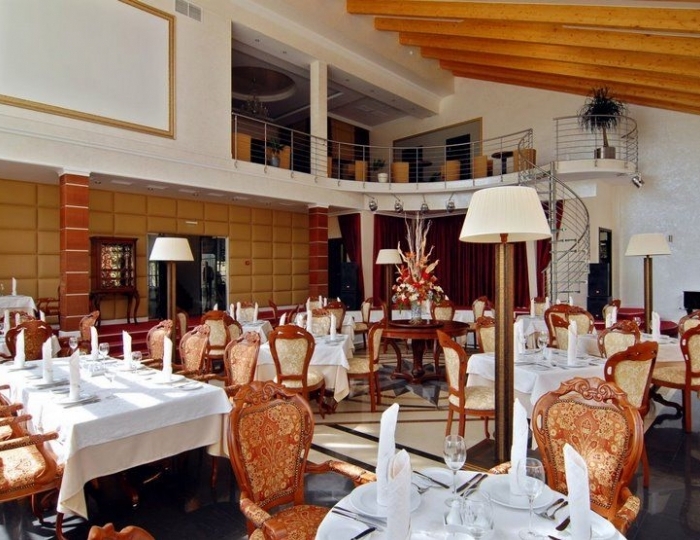 Рестораны и бары - Загородный комплекс «Аристократ» Белоозерский