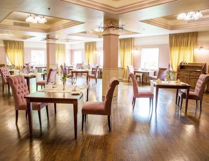 Рестораны и бары - Гостиница Santa Resort Hotel / Санта Ризот Южно-Сахалинск