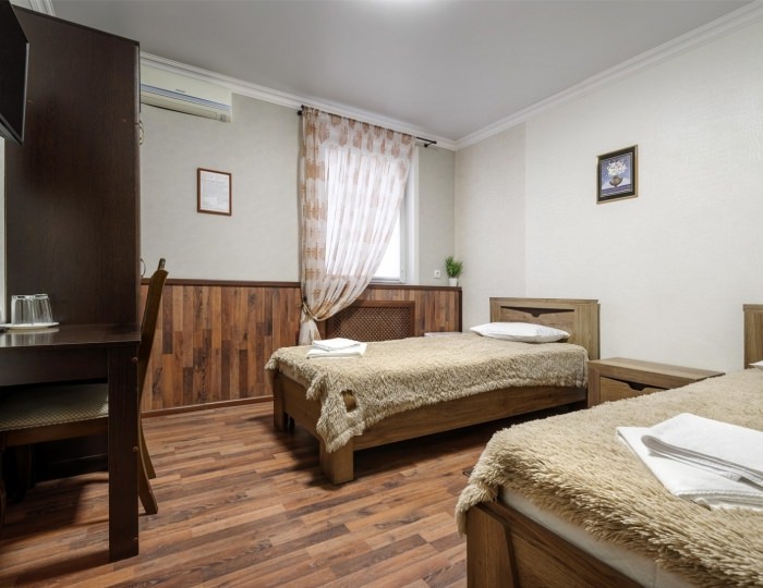 Двухместный номер с двумя отдельными кроватями - Гостиница «Шале»