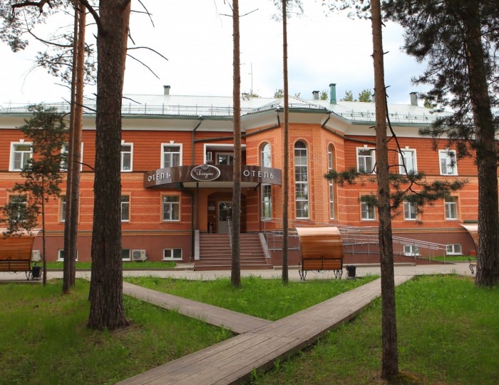 Гостиница «Гледен»