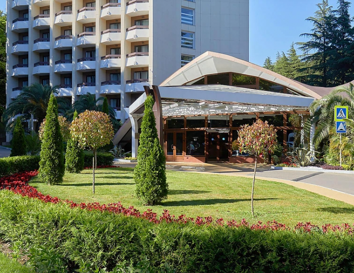 Отель Alean Family Sputnik / Алеан Фэмили Спутник