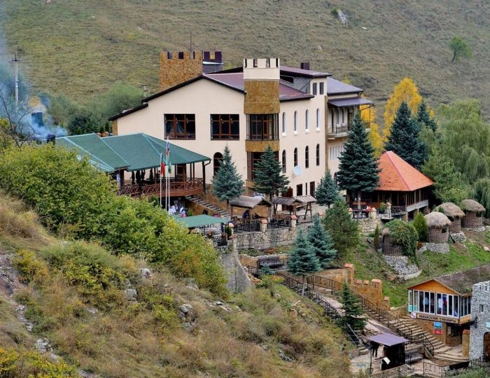 База отдыха «Медовые водопады» Красный Курган