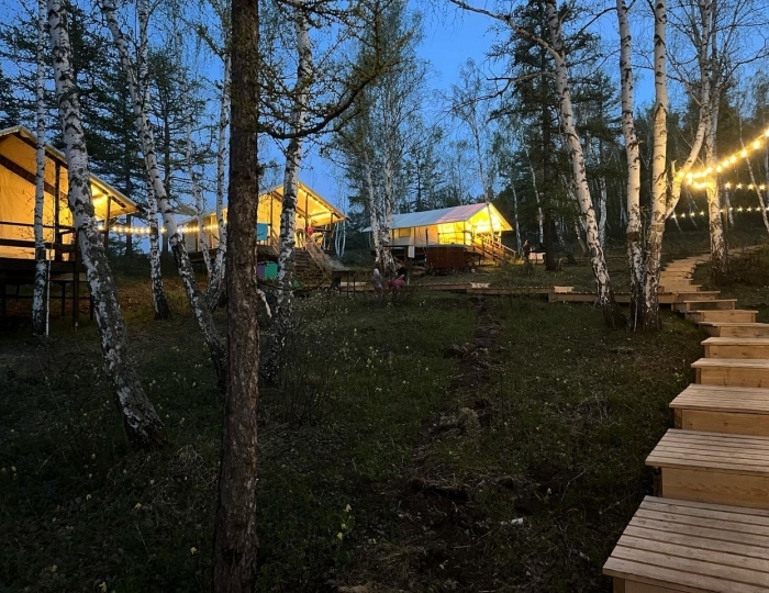 Глэмпинг «Шале в экопарке Глэмпинг Наедине» Зеленая Поляна