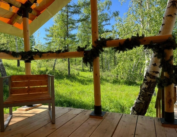 Глэмпинг «Шале в экопарке Глэмпинг Наедине» Зеленая Поляна