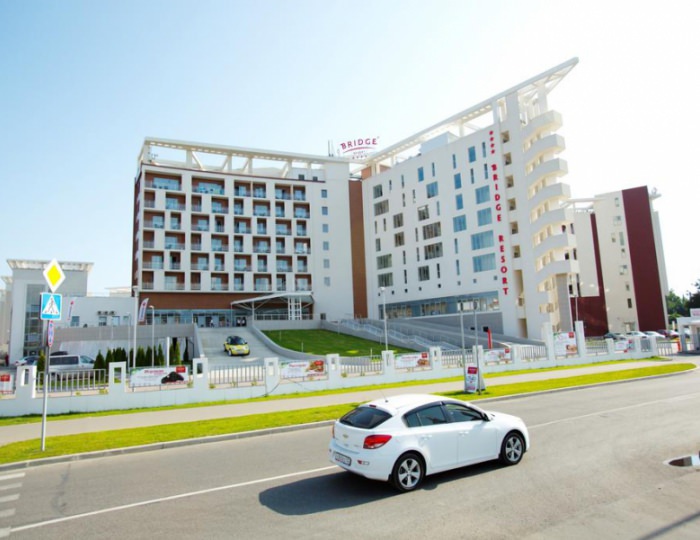 Отель Bridge Resort / Бридж Резорт