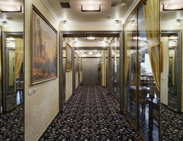 Отель «Менк Кингс» Санкт-Петербург