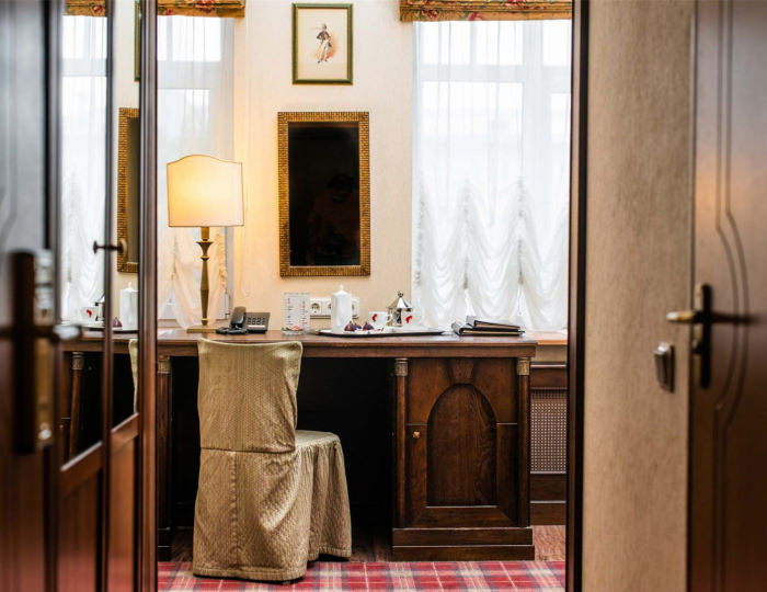 Небольшой номер - Отель Lancaster Court / Ланкастер Корт