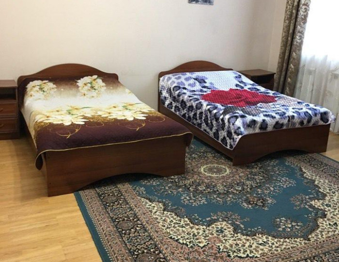 Номер стандарт с 2 односпальными кроватями (мансарда) - Мини-отель «Охотник» Бердск