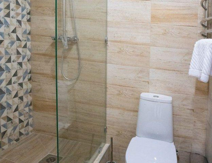 Номер люкс с 1 двуспальной кроватью (с завтраком) - Отель «ВокзалЪ Кострома Сырная» Будихино