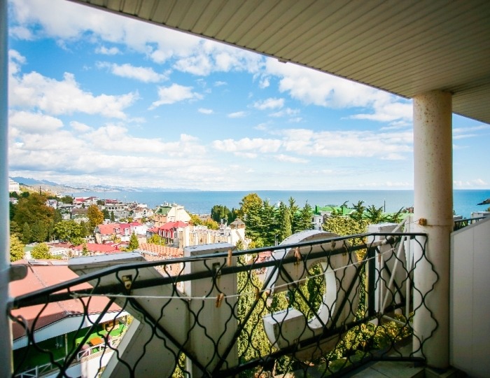 Санаторий «Крымские зори» Алушта