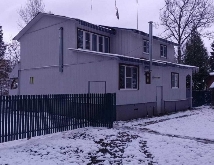 Коттедж «Дом с русской баней на дровах и бассейном в Жаворонках» Жаворонки