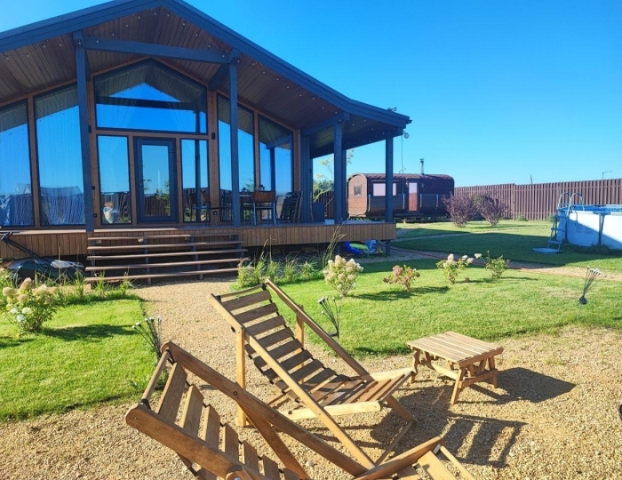 Коттедж «Зелёный луг» Шелково