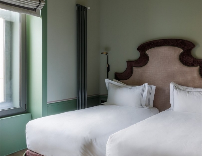 Люкс 4-местный 2-комнатный - Отель «Гимназия №5» Санкт-Петербург