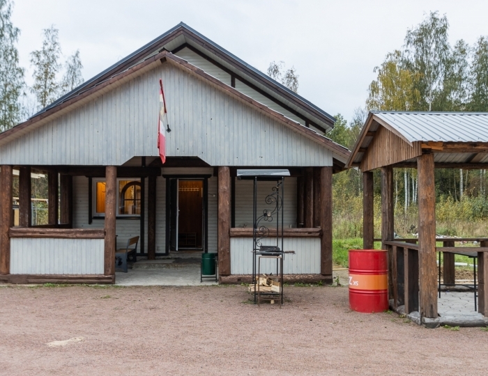 Двухкомнатный коттедж - База отдыха «Усадьба Лебяжье» Черная Лахта