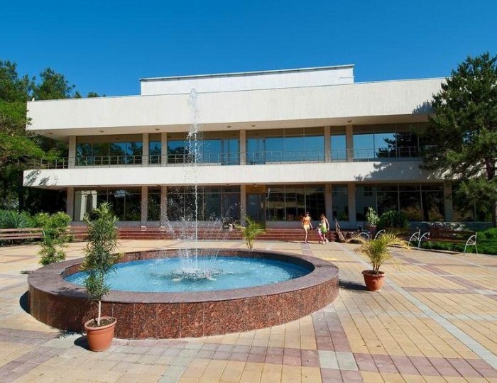 Санаторий «Голубая волна» Геленджик