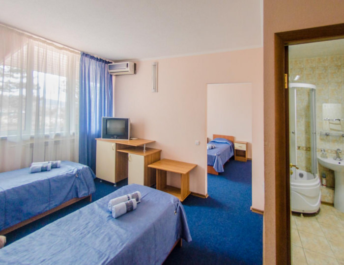 Номер стандарт с 4 односпальными кроватями - Гостиница «Березка» Горячий Ключ