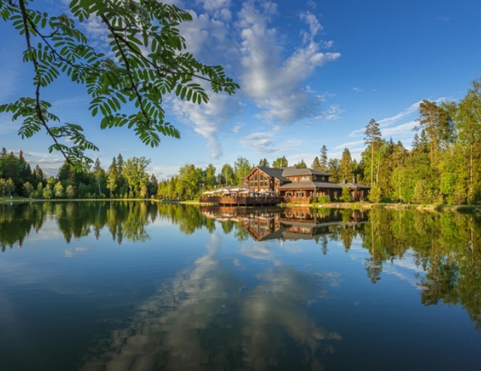 Эко-отель Cosmos Collection Izumrudny Les / Космос Коллекшен Изумрудный Лес