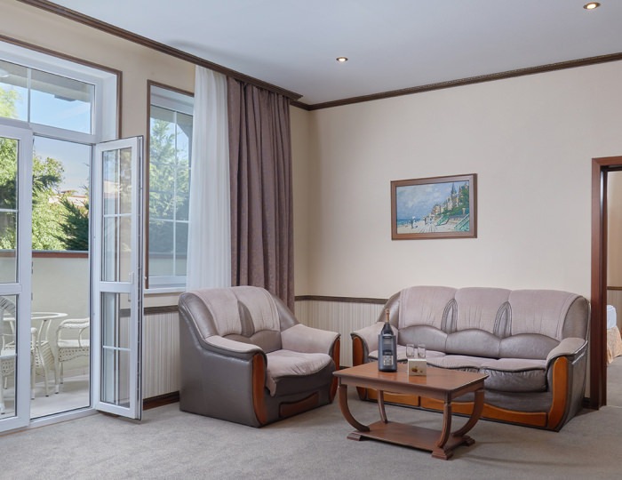 Apartament 4-местный 4-комнатный AptS - Отель «ALEAN FAMILY DOVILLE» / «Алеан Фэмили Довиль»