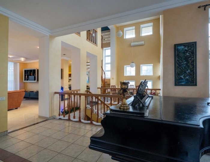 Коттедж «на 4-м Ярославском переулке 8» Мытищи