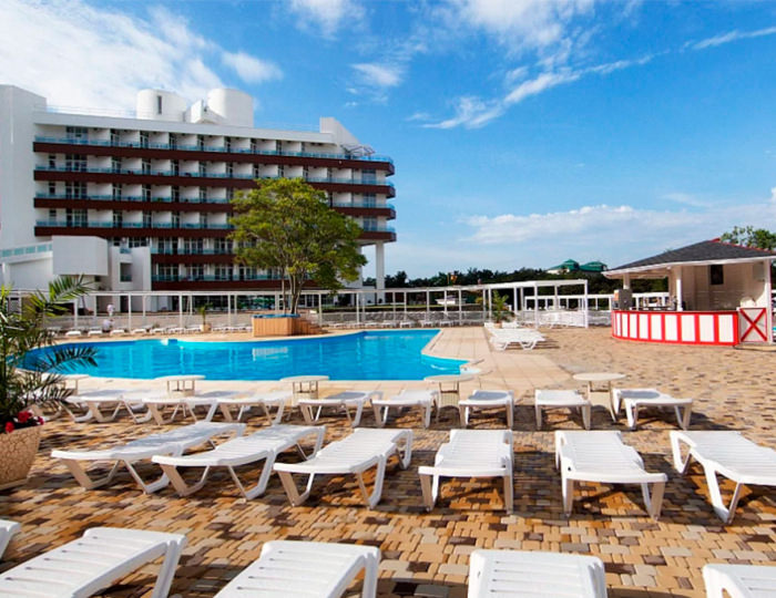 Отель «ALEAN FAMILY BIARRITZ» / «Алеан Фэмили Биарриц»