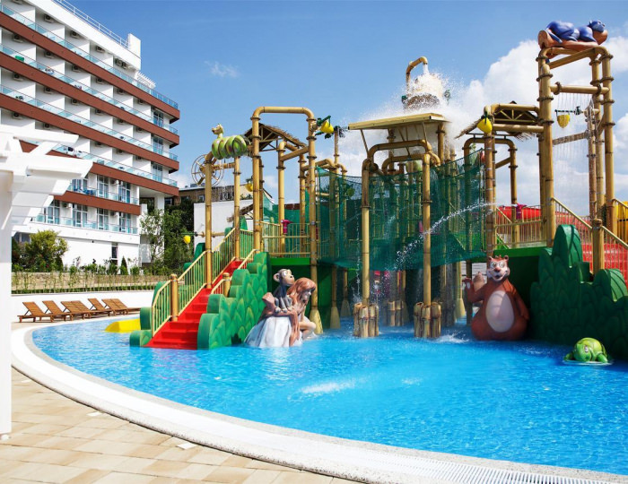 Отель «ALEAN FAMILY BIARRITZ» / «Алеан Фэмили Биарриц»