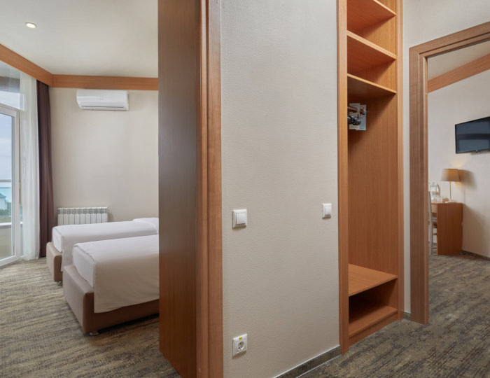 Family standart promo 4-местный 2-комнатный FmStV - Отель «ALEAN FAMILY BIARRITZ» / «Алеан Фэмили Биарриц»