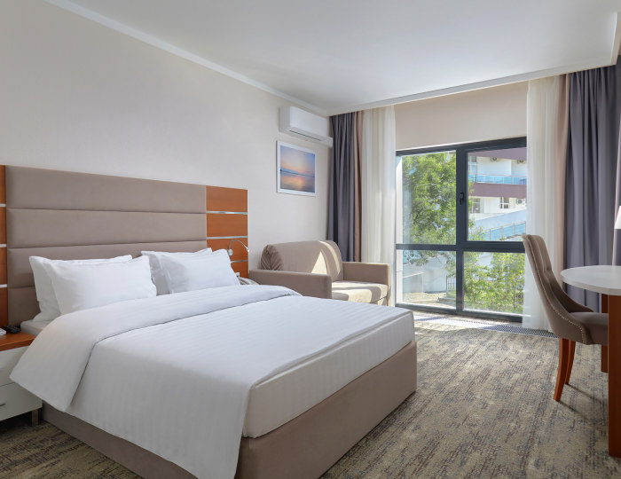 Family suite 4-местный 3-комнатный FmSut - Отель «ALEAN FAMILY BIARRITZ» / «Алеан Фэмили Биарриц»