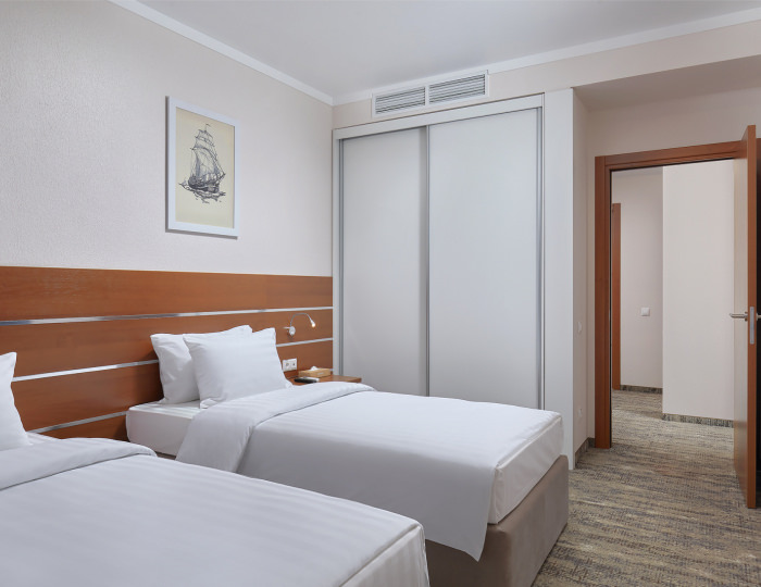 Family suite 4-местный 3-комнатный FmSut - Отель «ALEAN FAMILY BIARRITZ» / «Алеан Фэмили Биарриц»