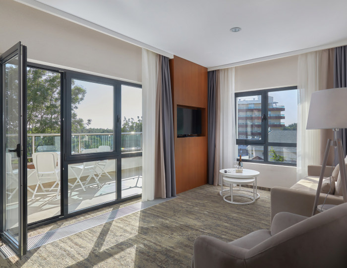 Family suite 4-местный 3-комнатный FmSut - Отель «ALEAN FAMILY BIARRITZ» / «Алеан Фэмили Биарриц»