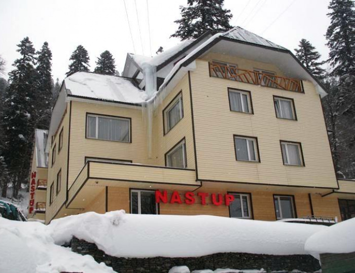 Гостиница Nastup / Наступ Домбай