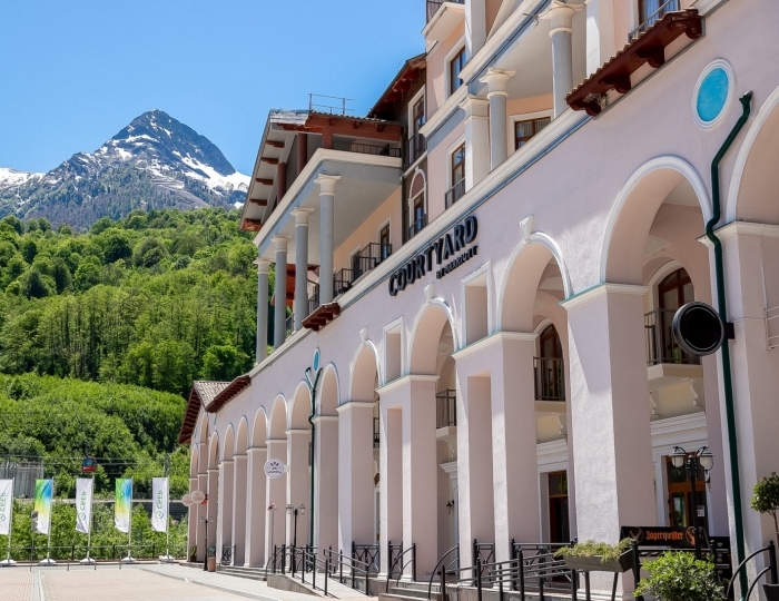 Отель Courtyard Marriott Sochi Krasnaya Polyana / Кортъярд Марриотт Сочи Красная Поляна