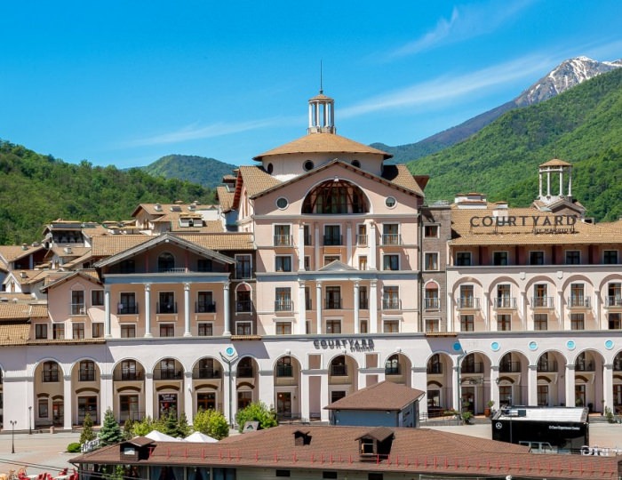 Отель Courtyard Marriott Sochi Krasnaya Polyana / Кортъярд Марриотт Сочи Красная Поляна