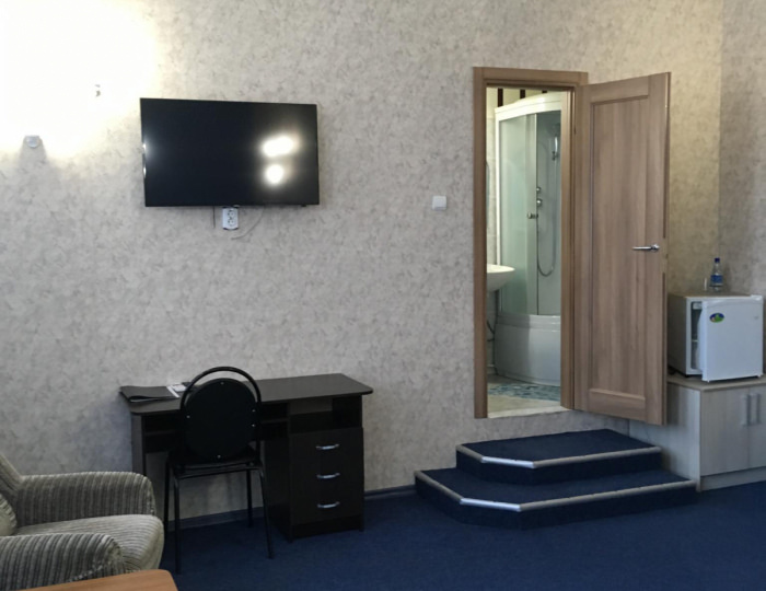 2-местный номер стандарт с 1 двуспальной кроватью (с завтраком) - Гостиница «От и До» Пенза