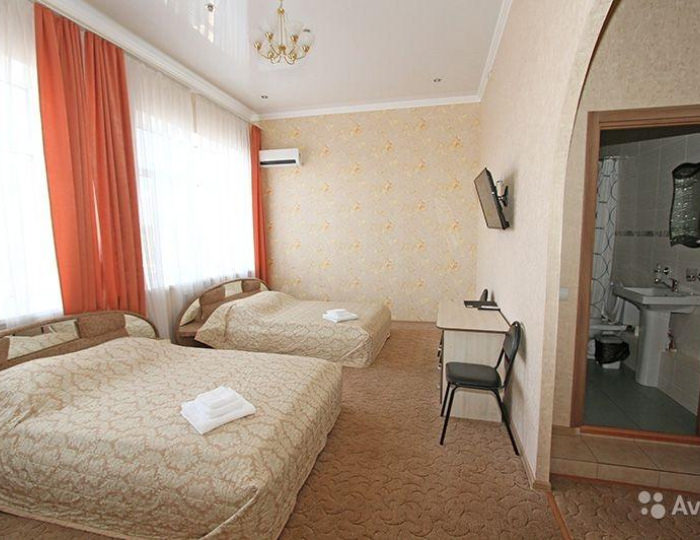 1-комнатный номер стандарт с 2 двуспальными кроватями (с завтраком) - Гостиница «От и До» Пенза