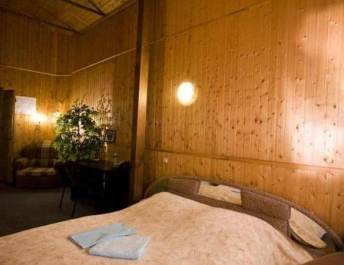 2-местный номер стандарт с 1 двуспальной кроватью (с завтраком) - Гостиница «От и До» Пенза