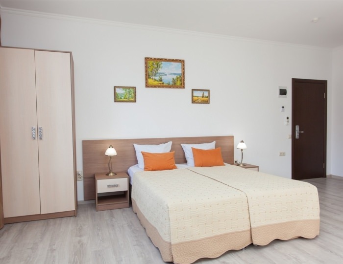 Стандарт+ с балконом в коттедже - Пансионат «Гренада»