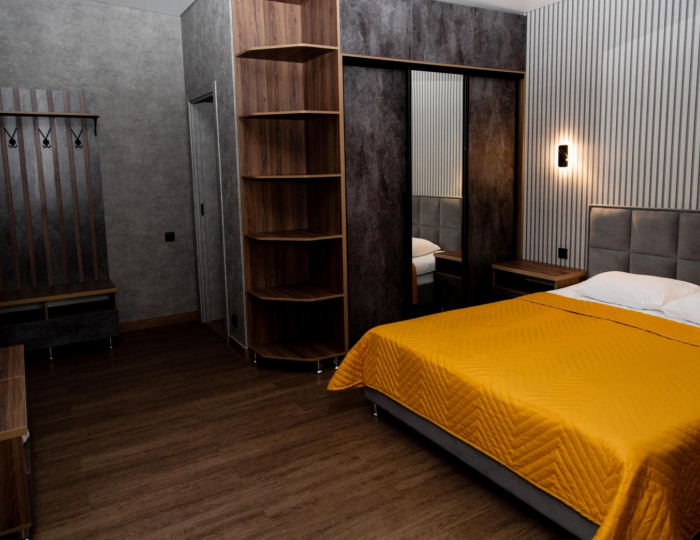 4-местный 2-комнатный номер люкс - База отдыха «Клевое Никольское» Никольское